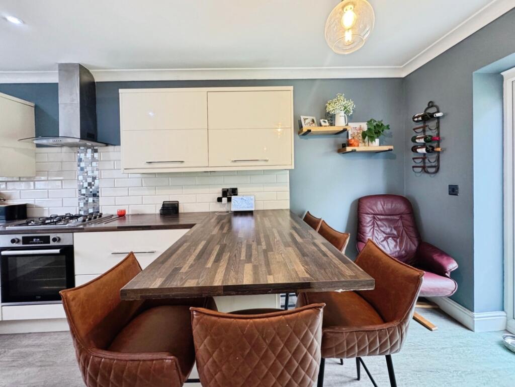 House in Pontarddulais - View 5