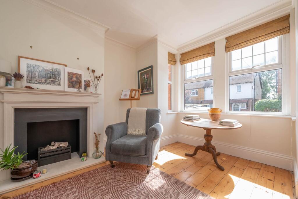 House in Canterbury, Kent - More