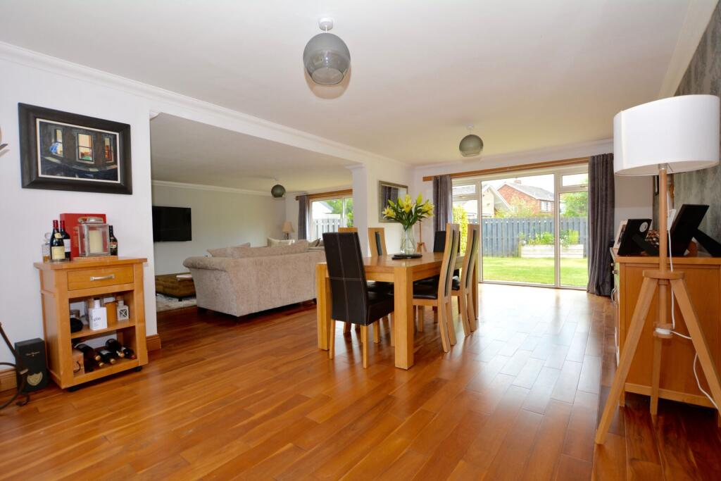 3 Knoll Park, Alloway, KA7 4RH photo 4