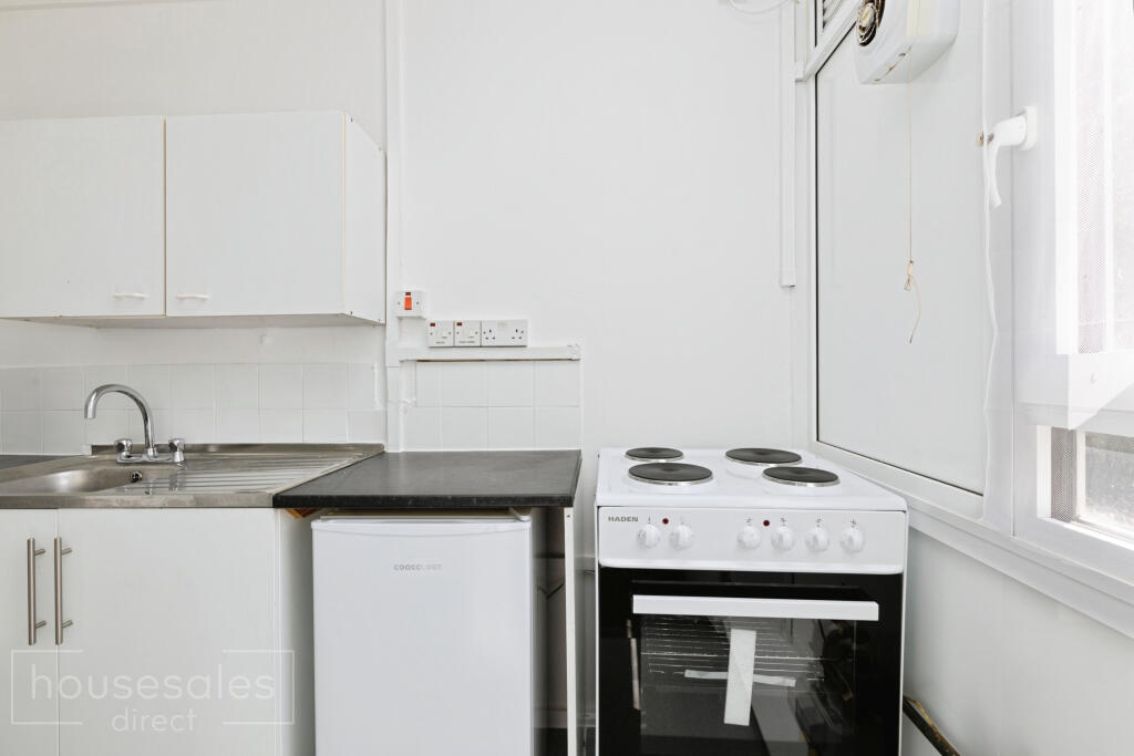 Apartment in London - View 4