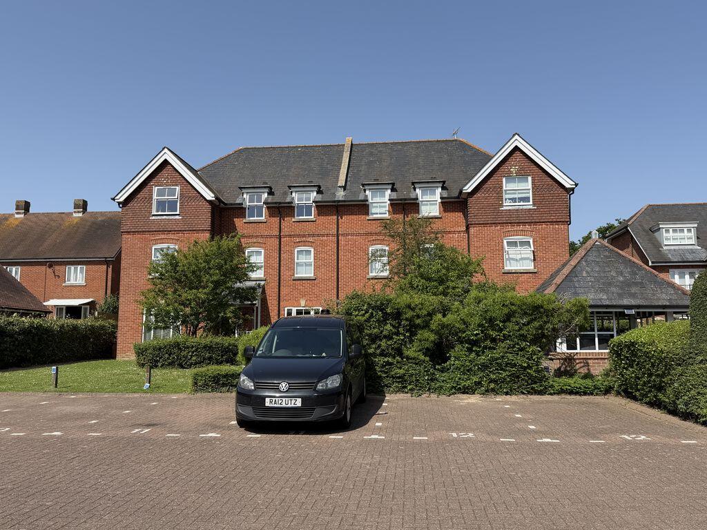 Main image of property: Bishops Waltham - Two Bedroom Apartment - Highfield Court
