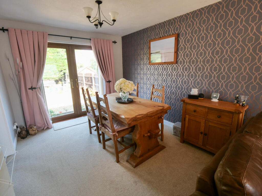 Rosedale Avenue, Heysham, Morecambe - View 6