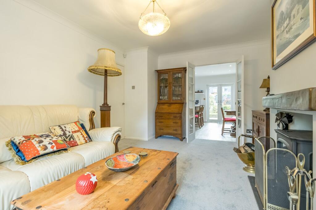 Howard Way, Meltham, Holmfirth, HD9 photo 3