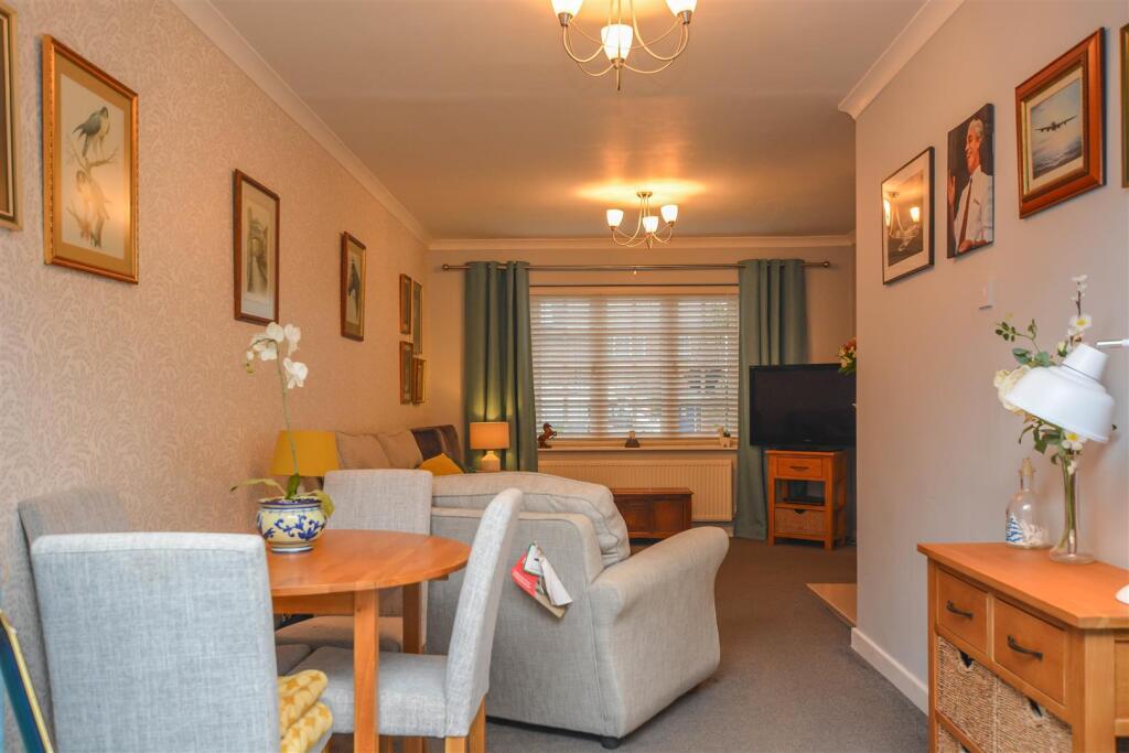 Boundary Drive, Hutton, Brentwood photo 4