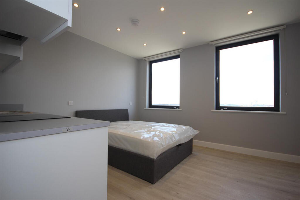 Main image of property: Neasden Lane, London, NW10 1