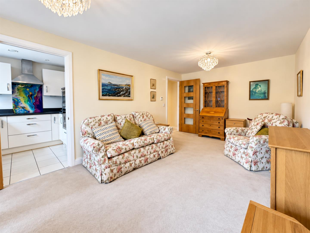 Apartment in Stevenage - More