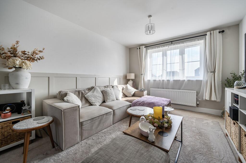 Apartment in Chichester, Tangmere - View 4