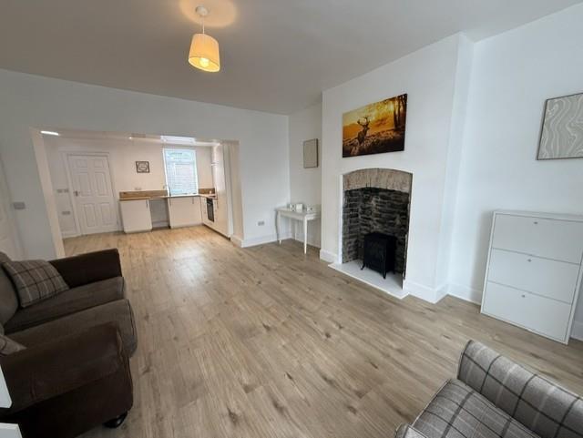 House in Newcastle upon Tyne, Prudhoe - More