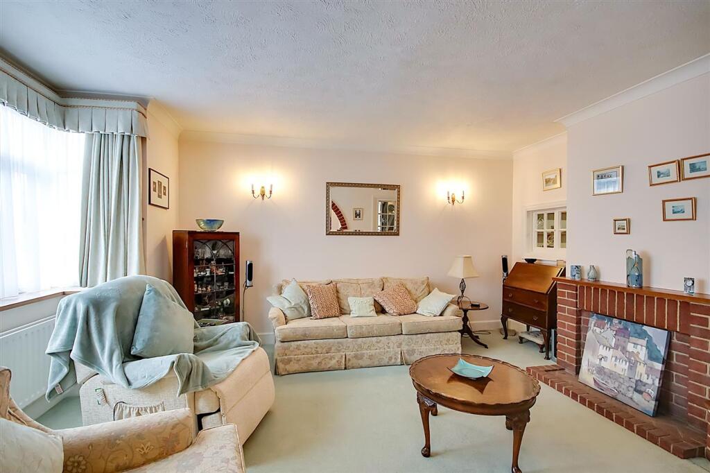 House in Brighton - More