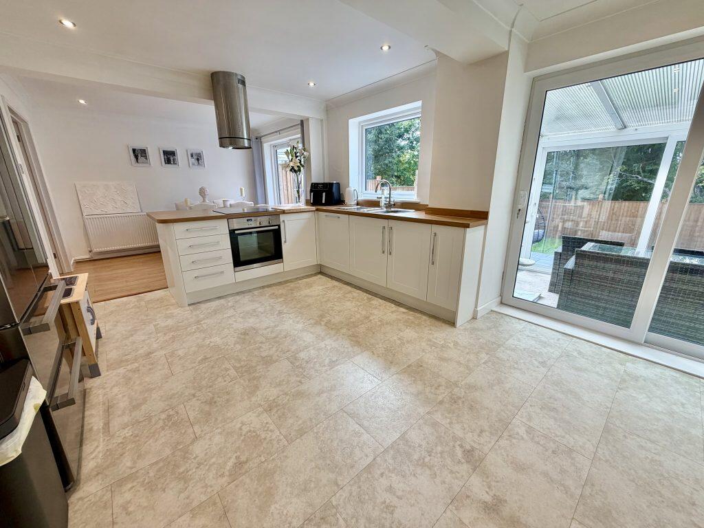 Additional image 4 of Carisbrooke Gardens, Yeovil, Somerset, BA20