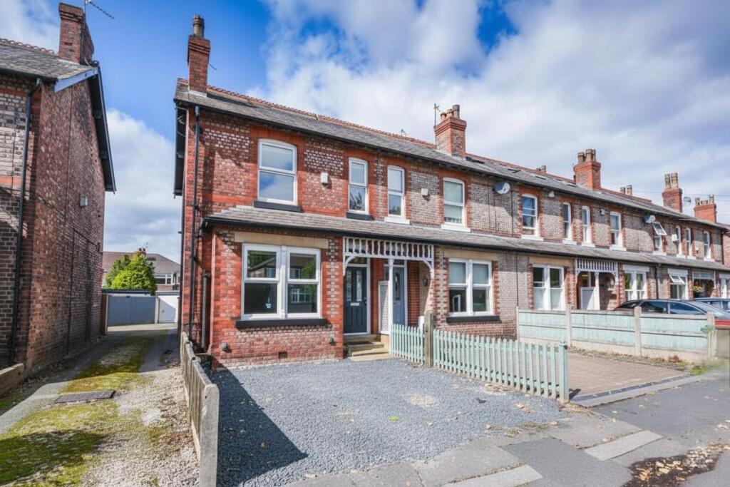 3-bed terraced on Brookfield Avenue, Timperley, Altrincham, £440,000