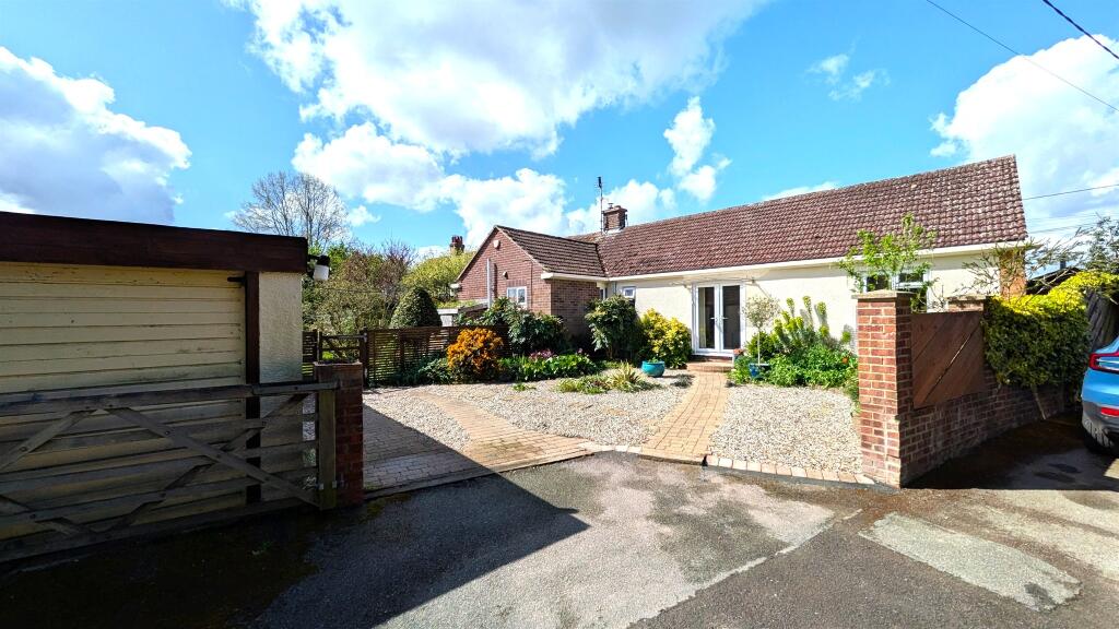 Main image of property: School Road, Rayne, Braintree