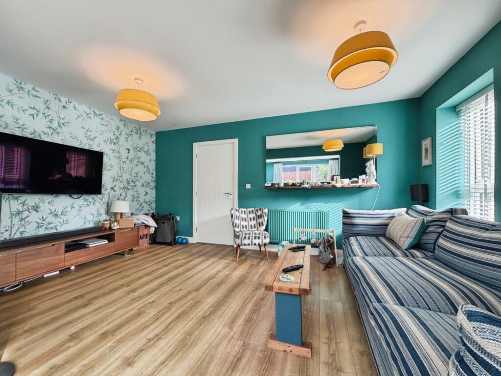 House in Ashford, Kennington - View 4