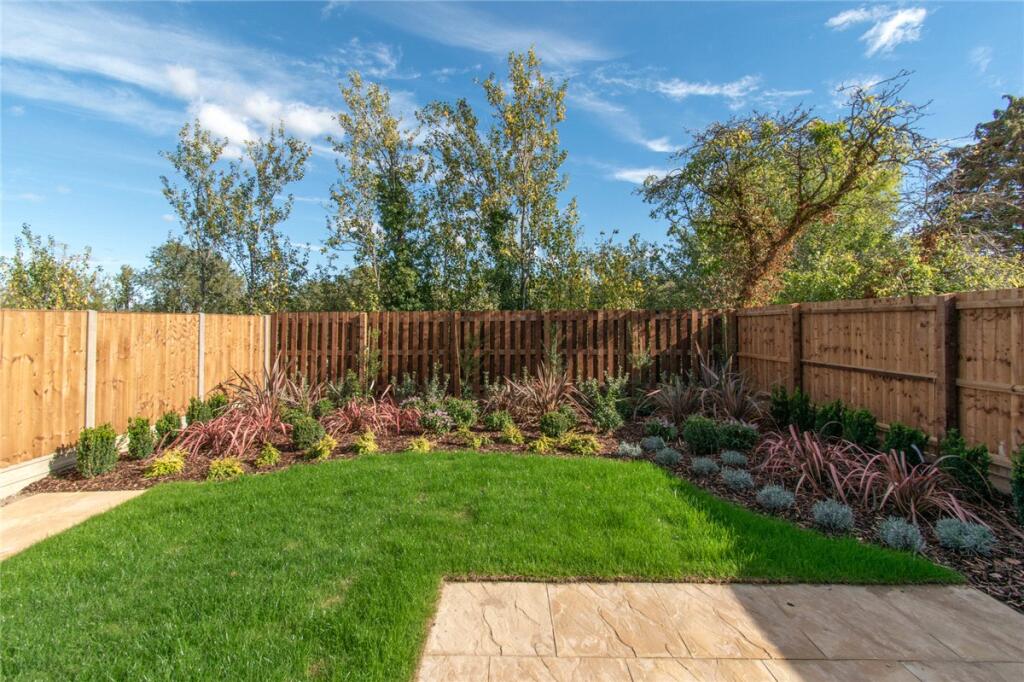 House in East Cambridgeshire, Haddenham - More