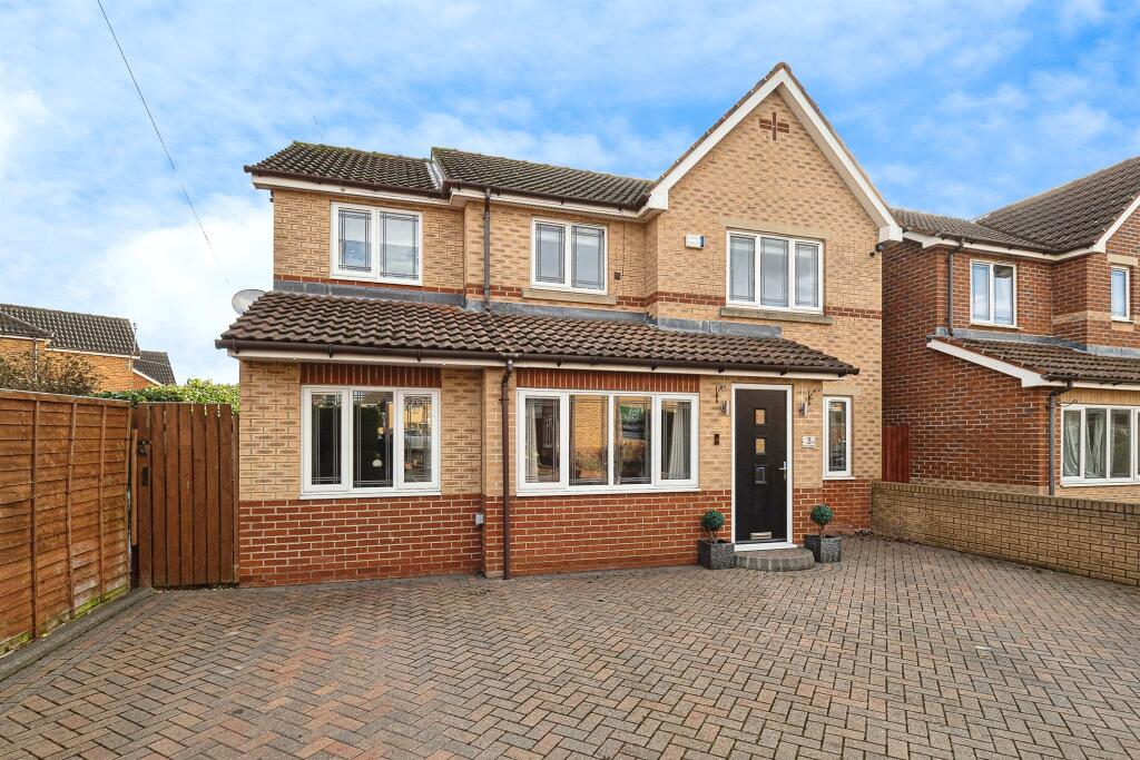 Main image of property: Highgrove Way, Kingswood, Hull