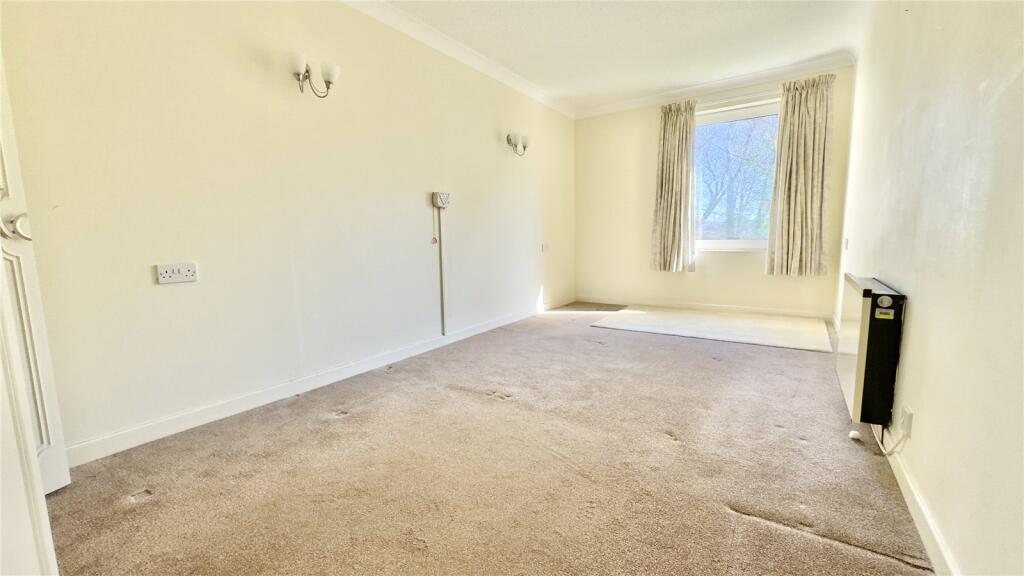 Bower House, Manorside Close, Wirral, Merseyside, CH49 photo 4
