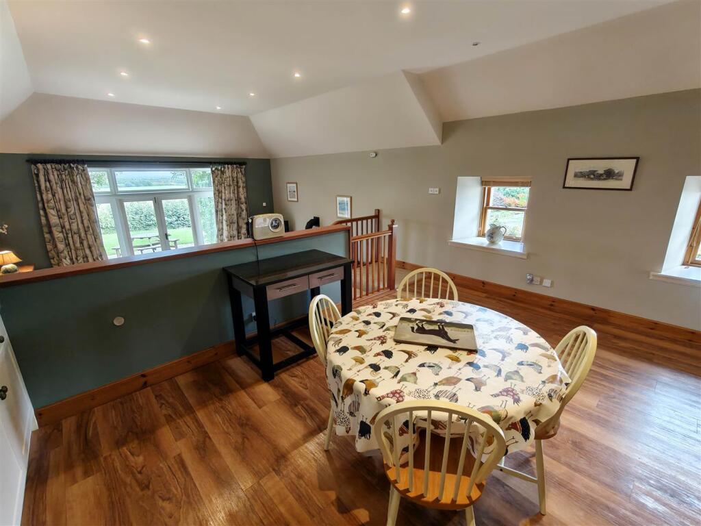 House in Kirkcaldy - More