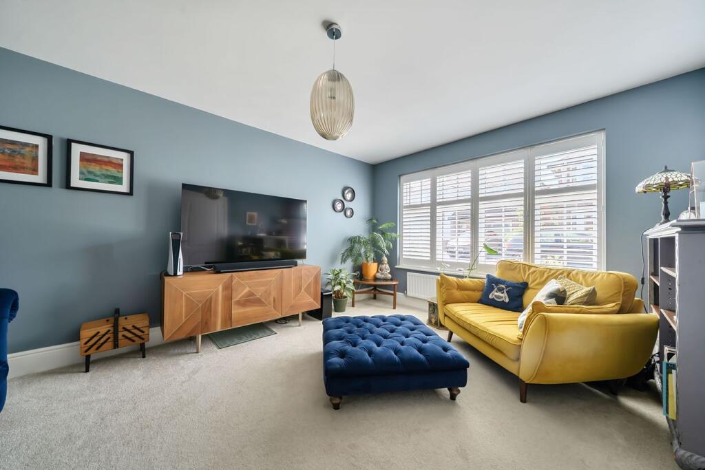 House in Warminster, Tascroft Rise, Wiltshire - View 5