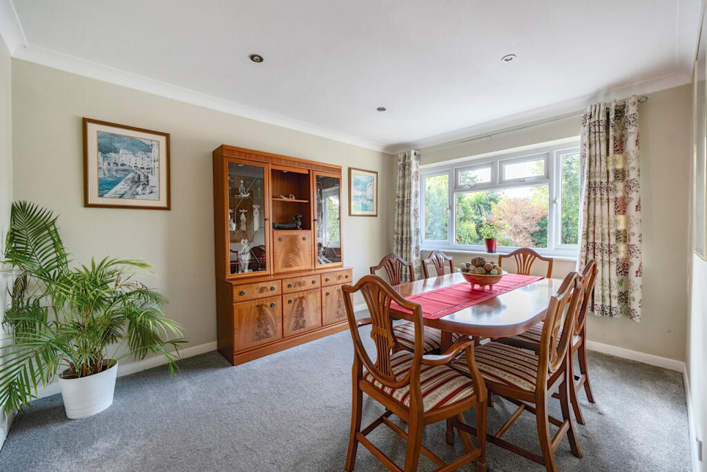 House in South Oxfordshire, Path Hill, Goring Heath - View 4