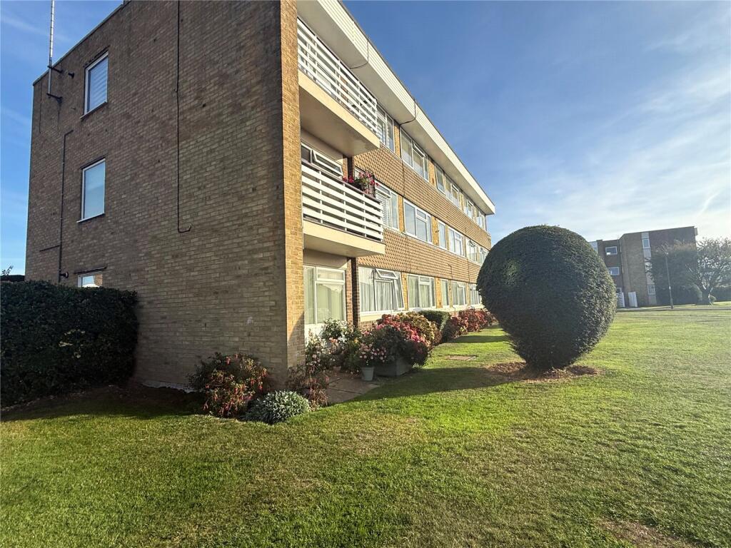 Ashwood Drive, Rustington, Littlehampton, West Sussex, BN16