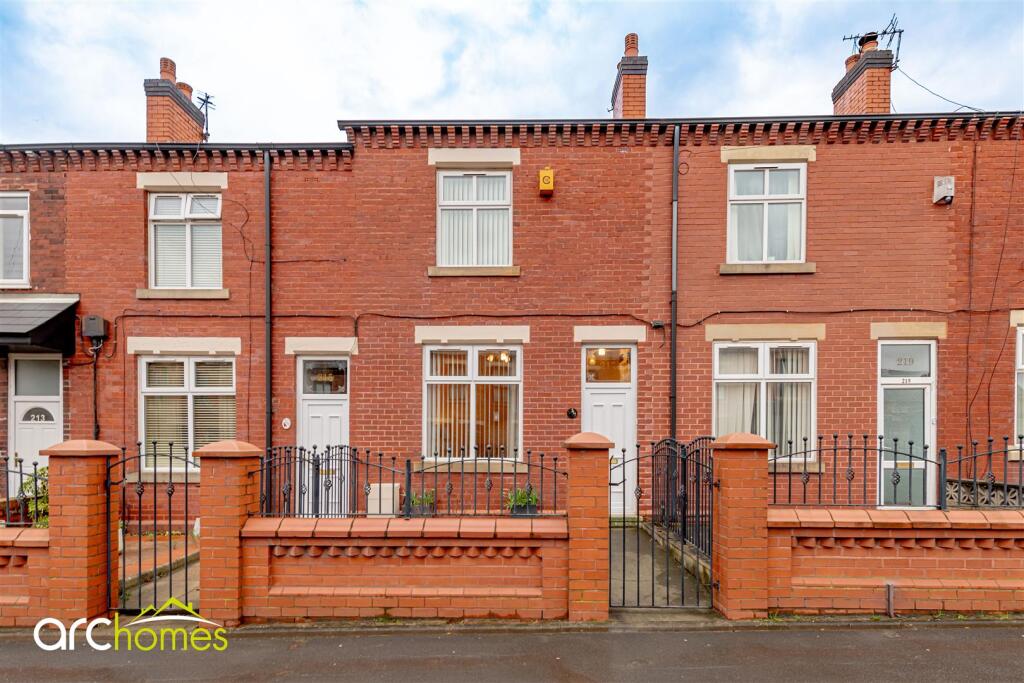 Warrington Road, Abram, Wigan, Wigan