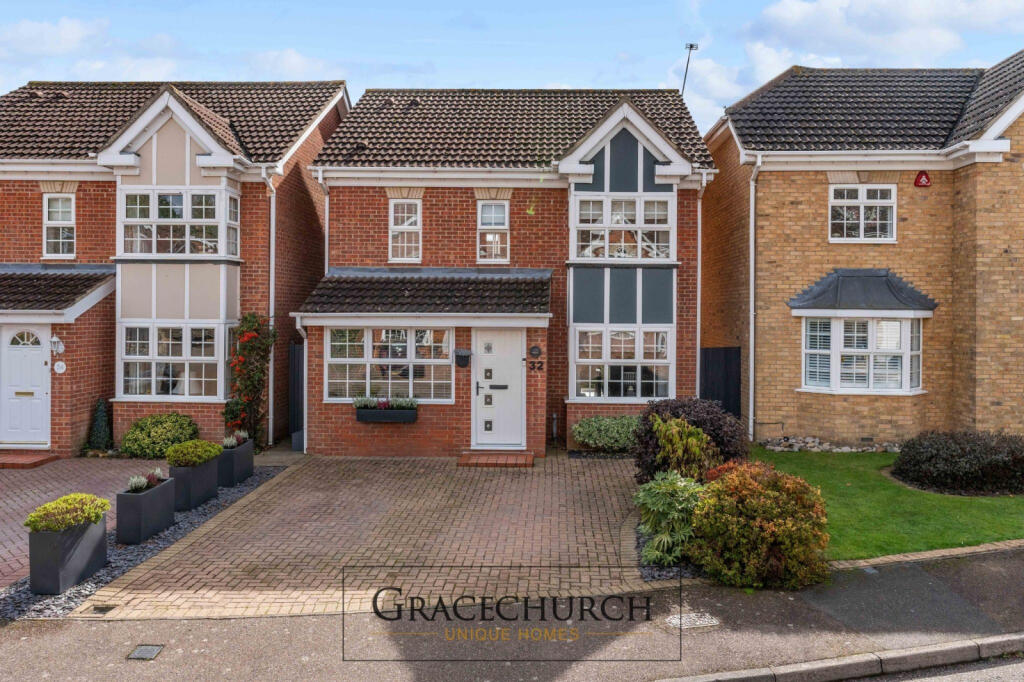 Main image of property: Caldecot Avenue, Goffs Oak EN7
