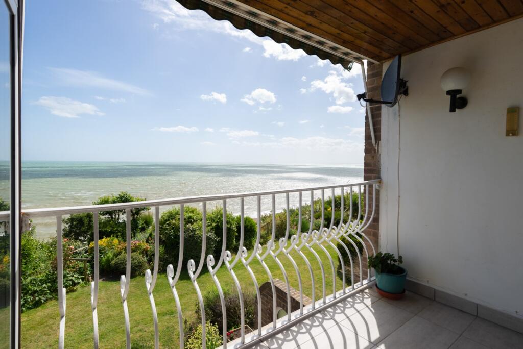 Main image of property: Cliffe House, Radnor Cliff