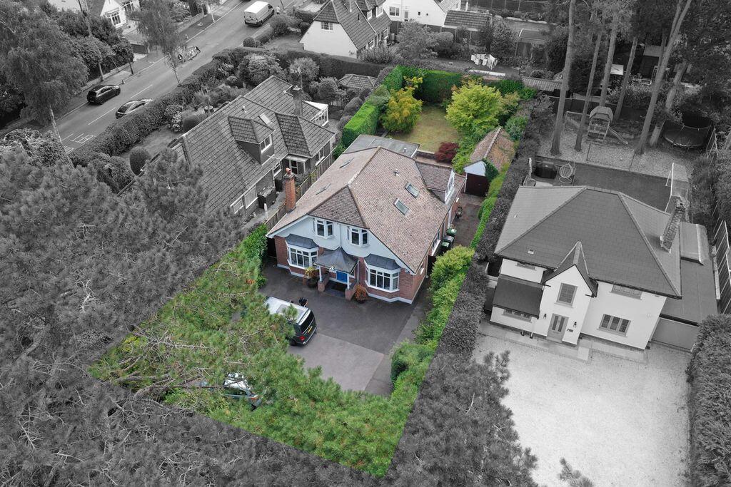 3/4 Bed Queens Park Avenue, Bournemouth photo 2