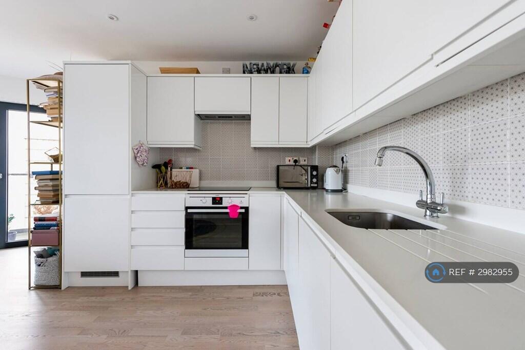 Main image of property: Sphere Apartments, London, E3