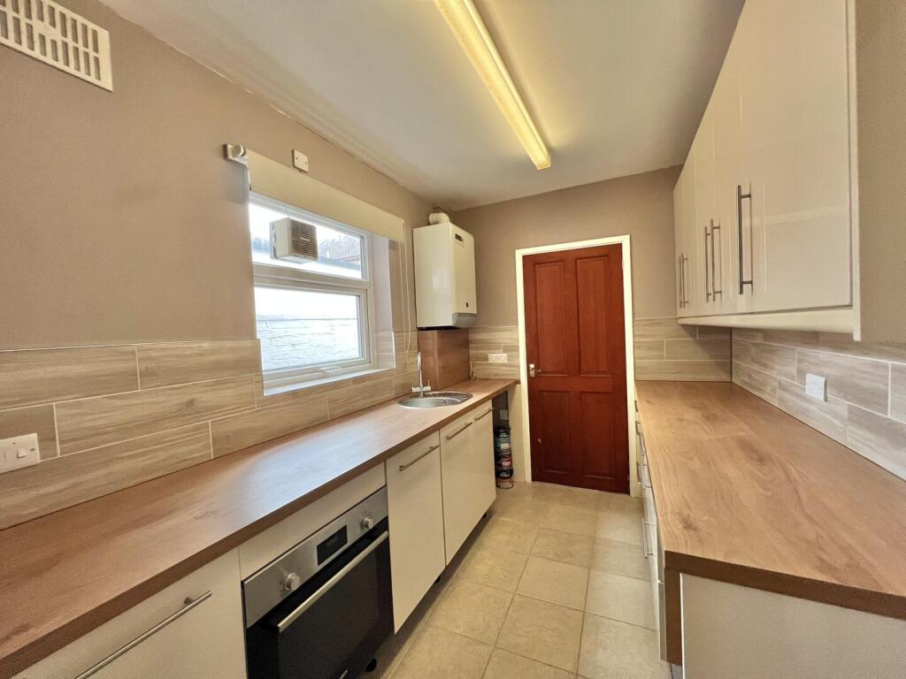 House in Darlington, Bank Top - View 4