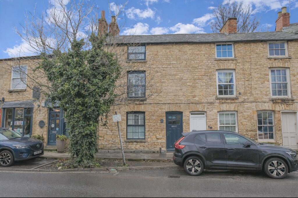 Main image of property: Horsefair, Chipping Norton, OX7