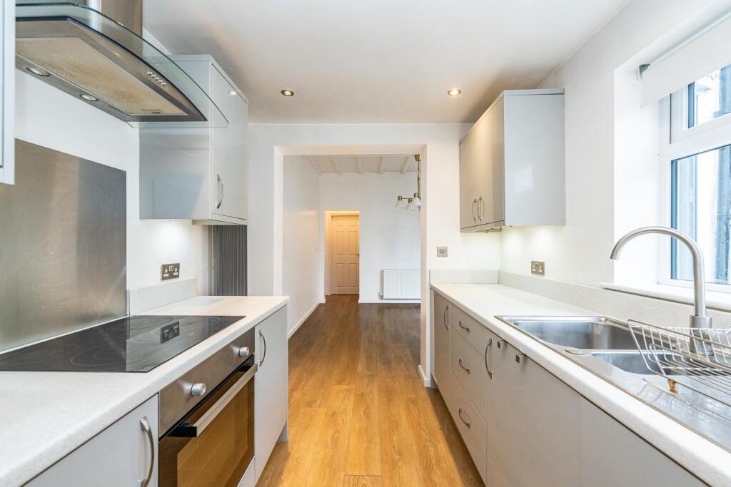 House in Walsall, Blakenall Heath - More
