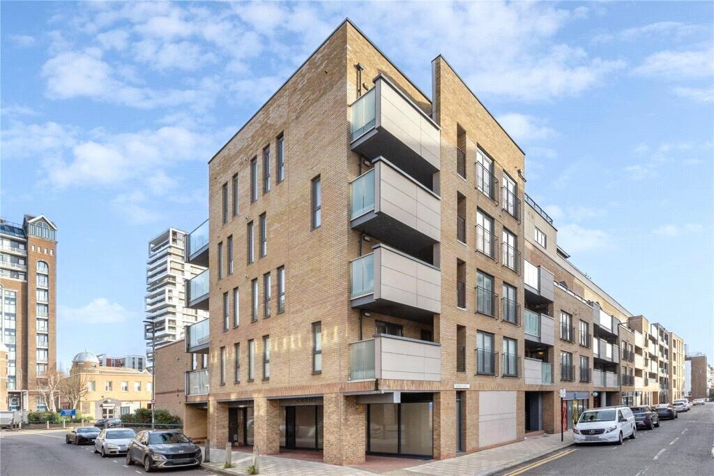 Main image of property: Chatfield Road, London, SW11