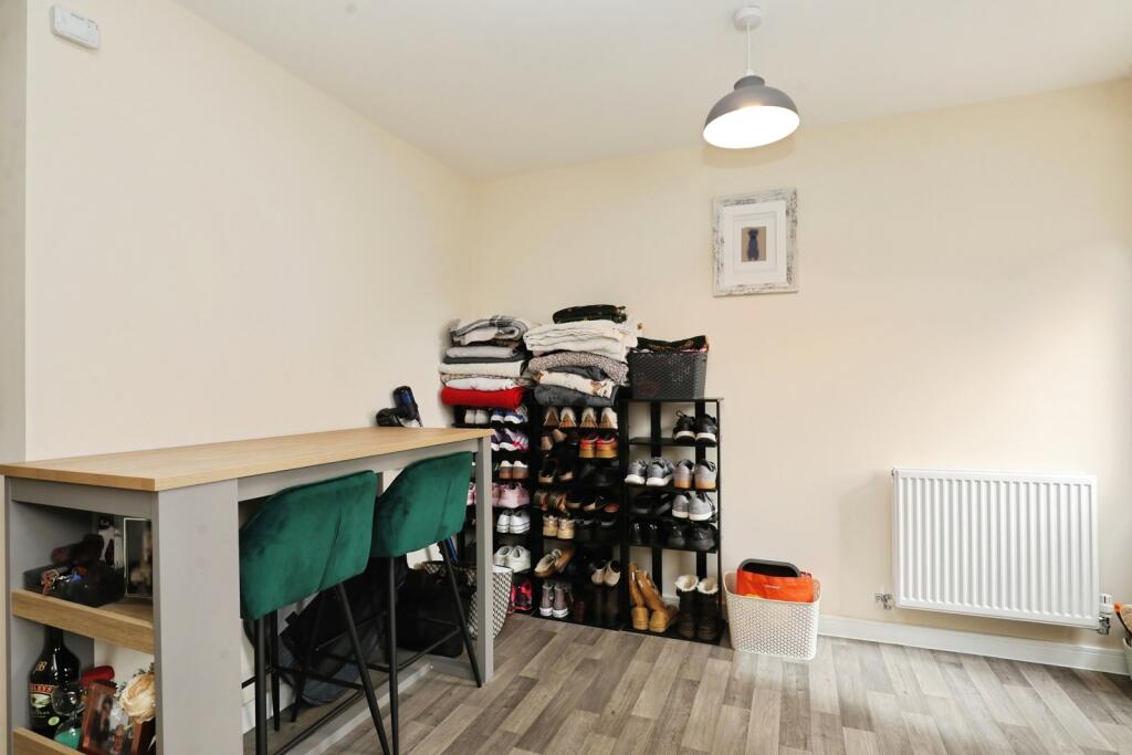 House in Stoke-on-Trent - More