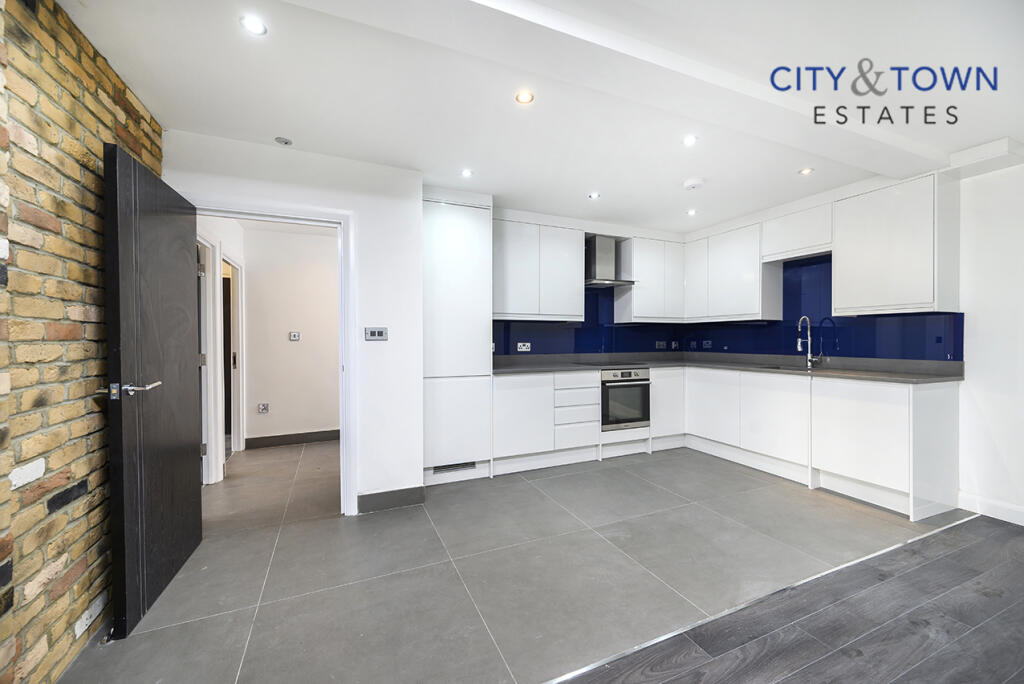 Apartment in London - View 5
