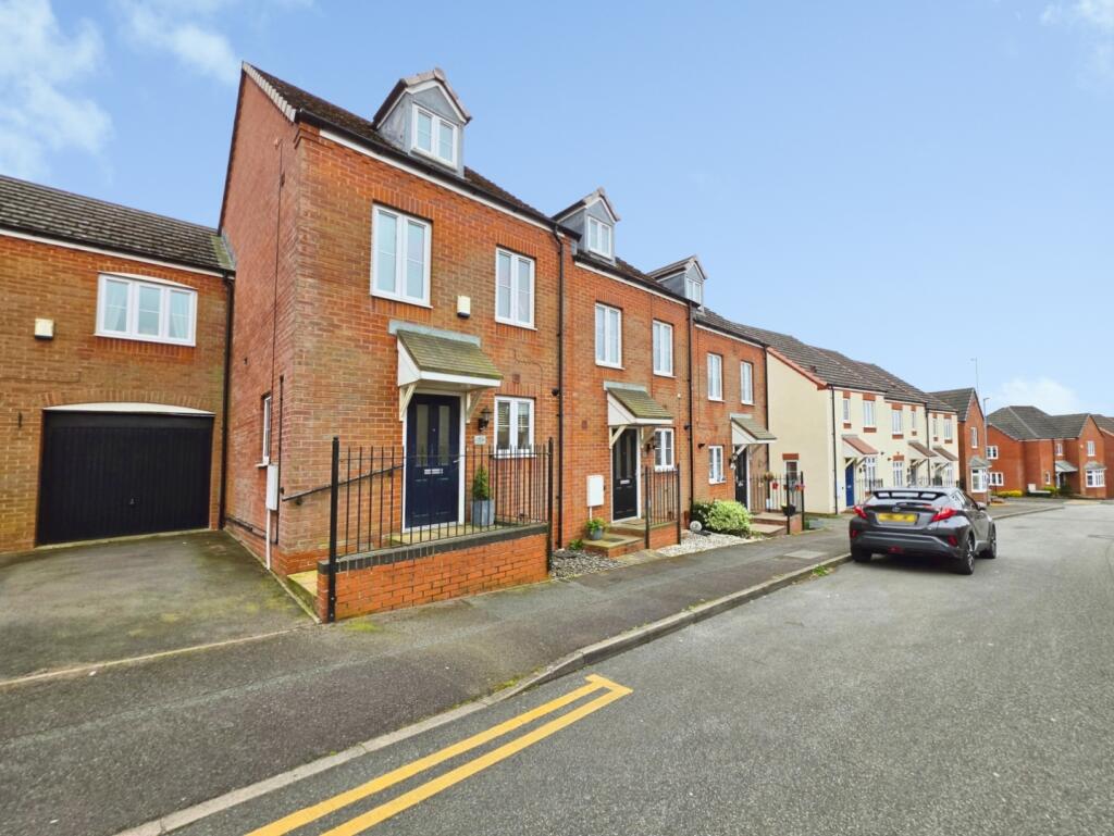 3-bed house on Burtree Drive, Stoke-On-Trent, £210,000
