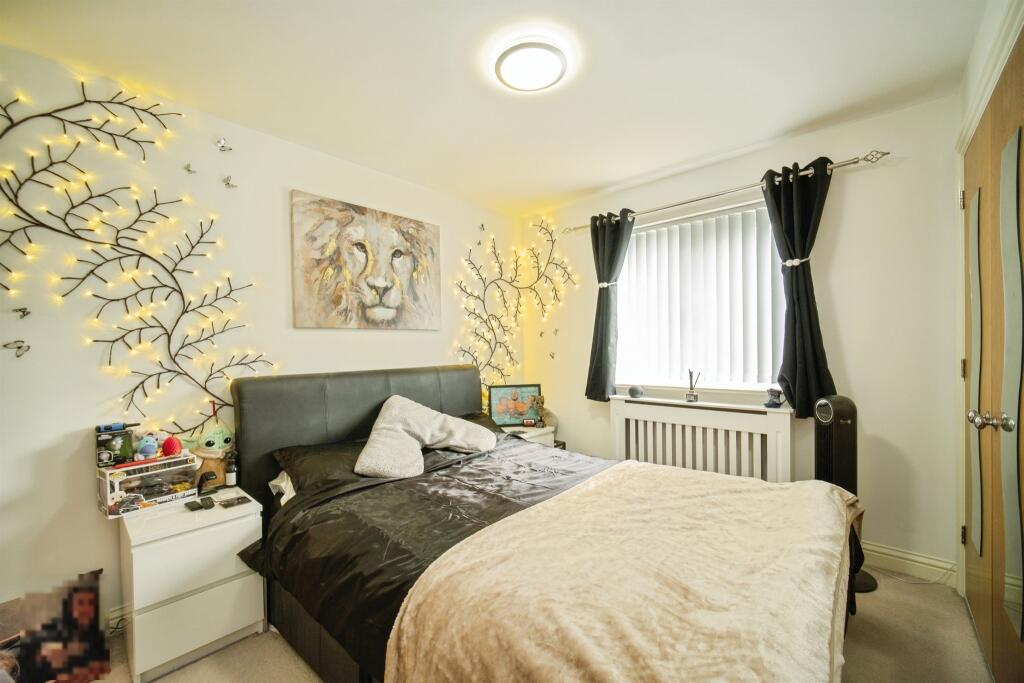 Skippetts Gardens, Basingstoke - View 4