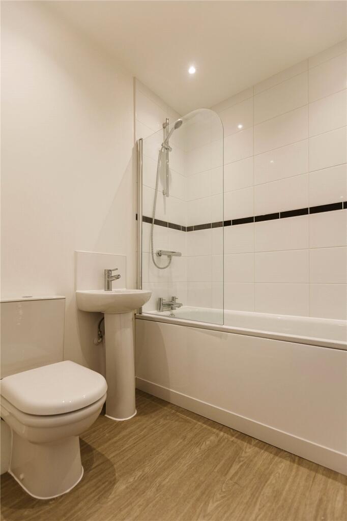 Apartment in Bristol - View 5