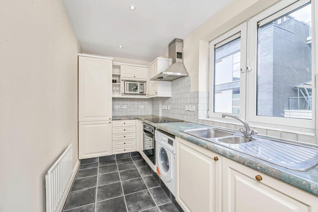 Apartment in London - View 4
