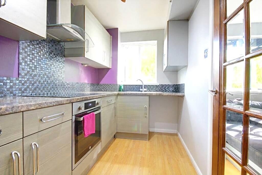 Apartment in London - View 4