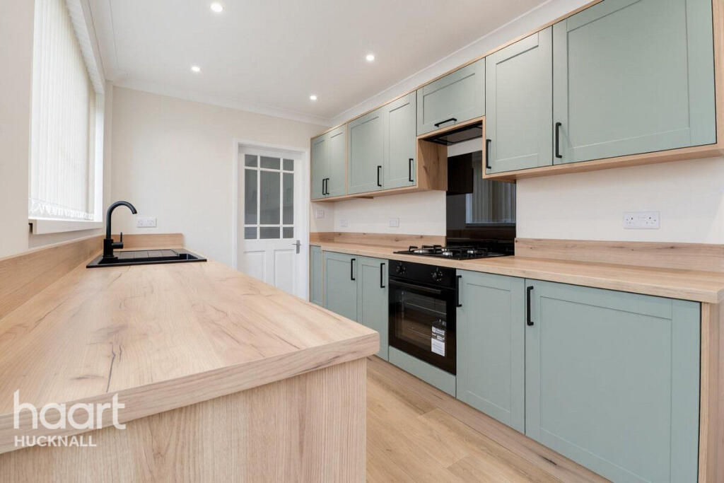 House in Ashfield, Sutton in Ashfield, Dalestorth - More