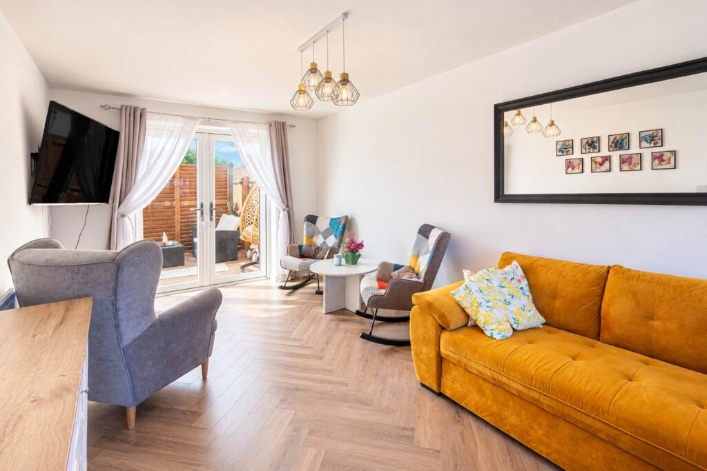 Aztec Walk, Haywood Village - Larger Than Average Detached Home photo 4