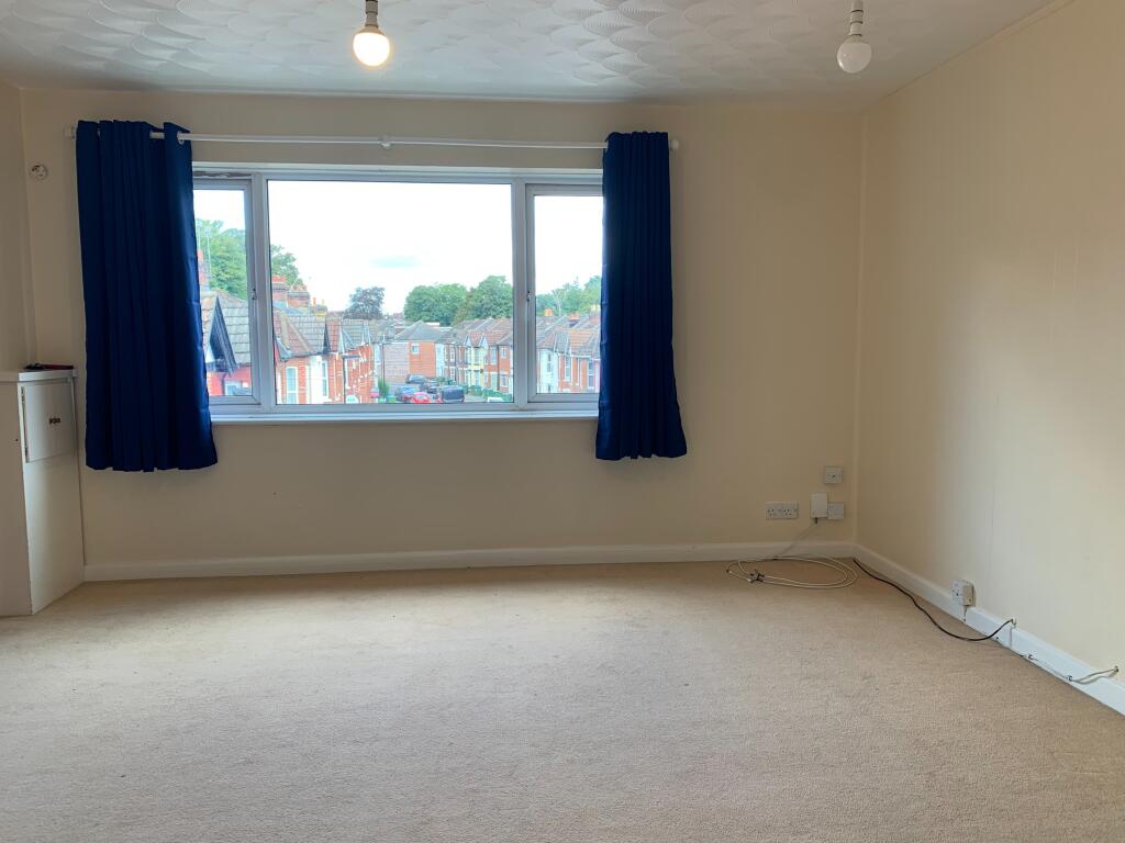 Apartment in Southampton, Bevois Valley, Portswood Park - View 2