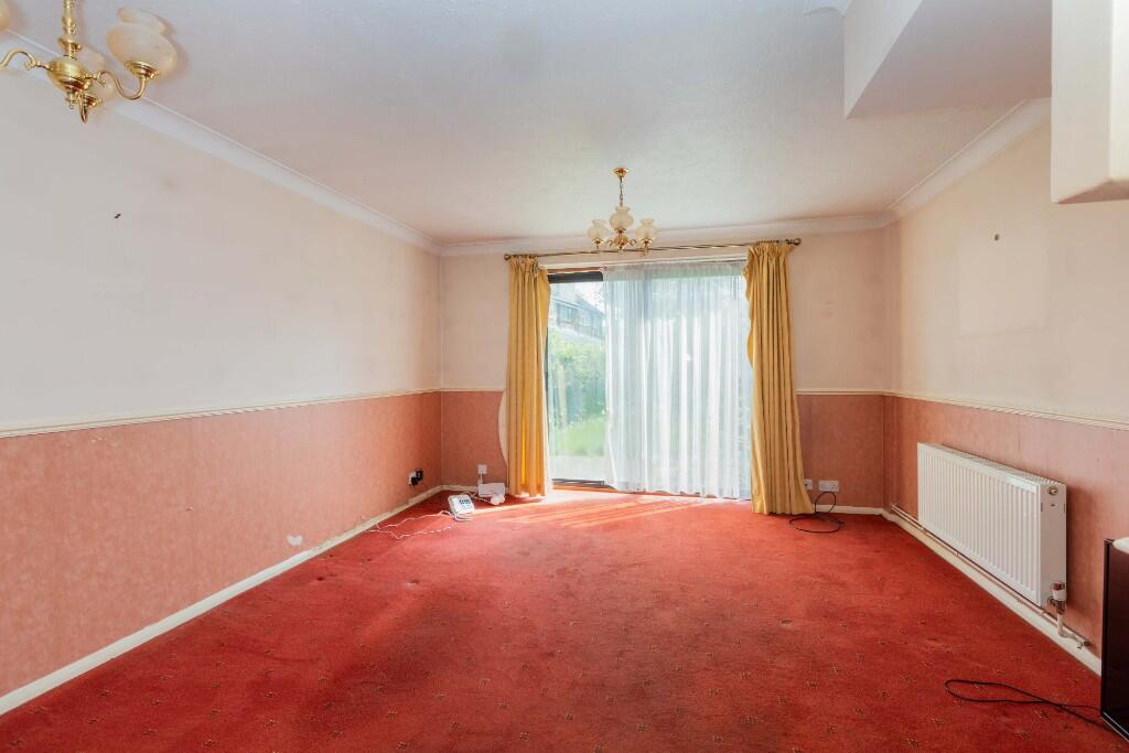 Alder Close, Cippenham photo 4