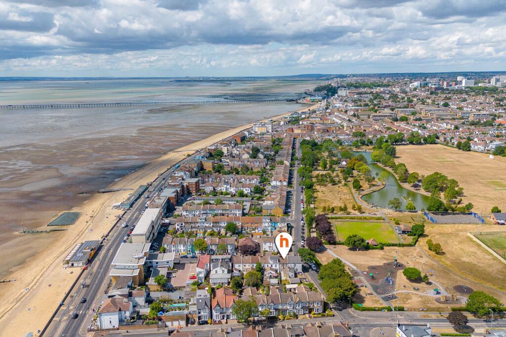 House in Southend-on-Sea, Shoeburyness - View 4