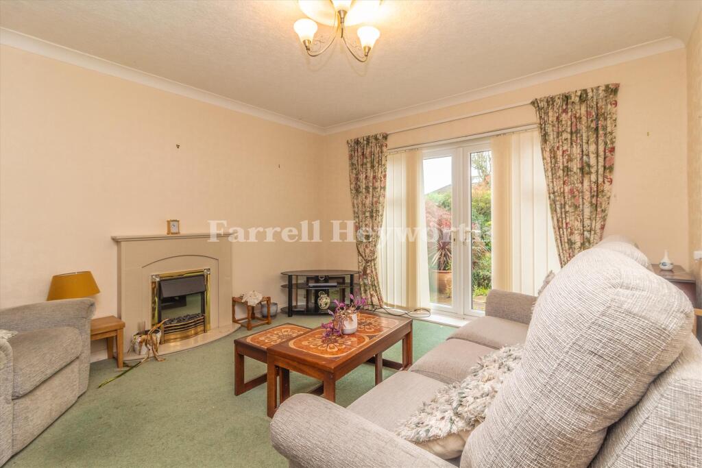 Fieldhouse Avenue, Thornton Cleveleys photo 3
