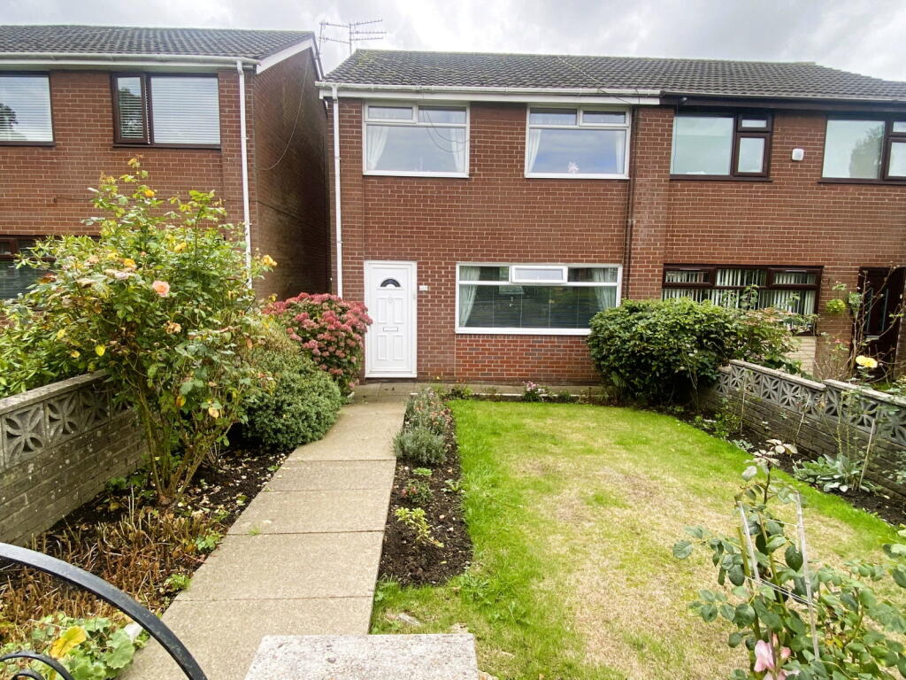 Main image of property: 12 Ringwood Way, Chadderton OL9 6SN