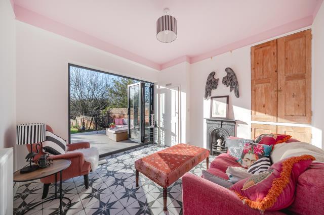 Western Elms Avenue, Reading - View 3