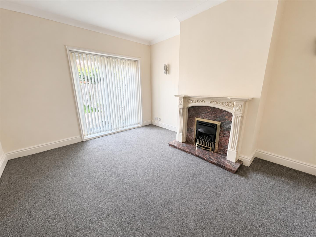 House in Stockton-on-Tees - More