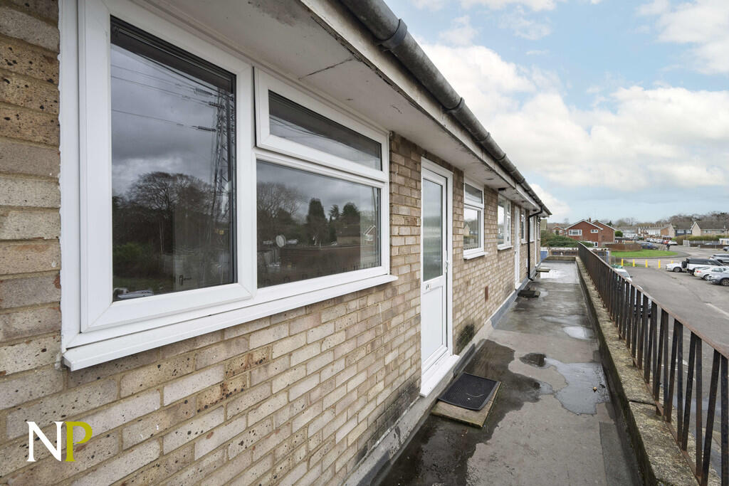 Main image of property: 8a The Willows, Colchester